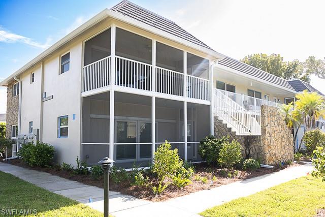 601 Periwinkle Way D5 Property Photo 2