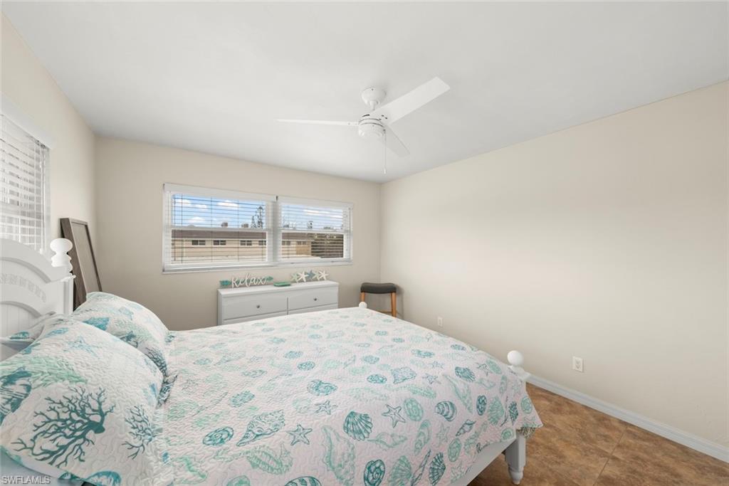 601 Periwinkle Way D5 Property Photo 24