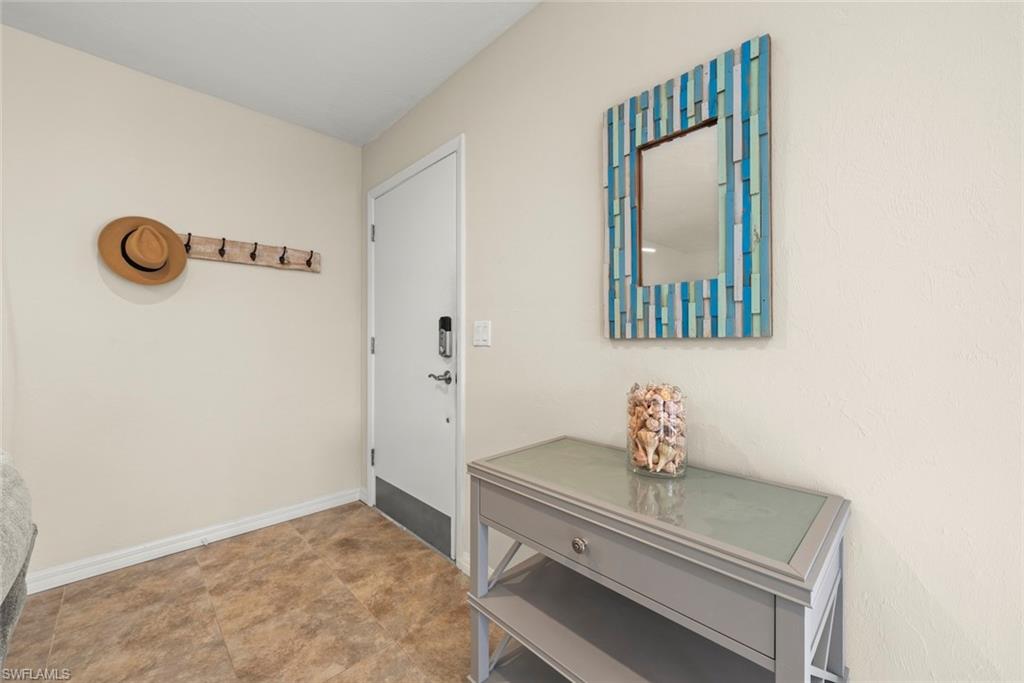 601 Periwinkle Way D5 Property Photo 30