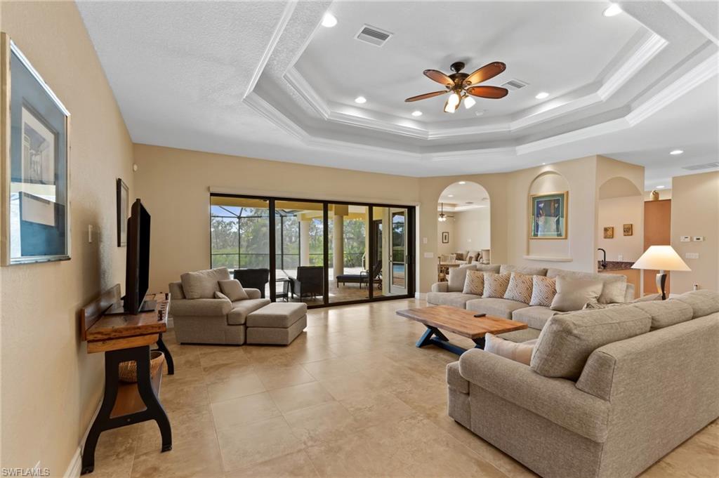 6057 Calusa Ridge Trl Property Photo 4