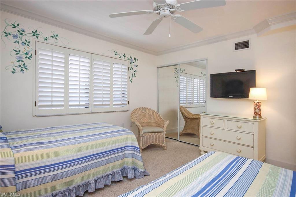 1401 Middle Gulf Dr 405r Property Photo 19