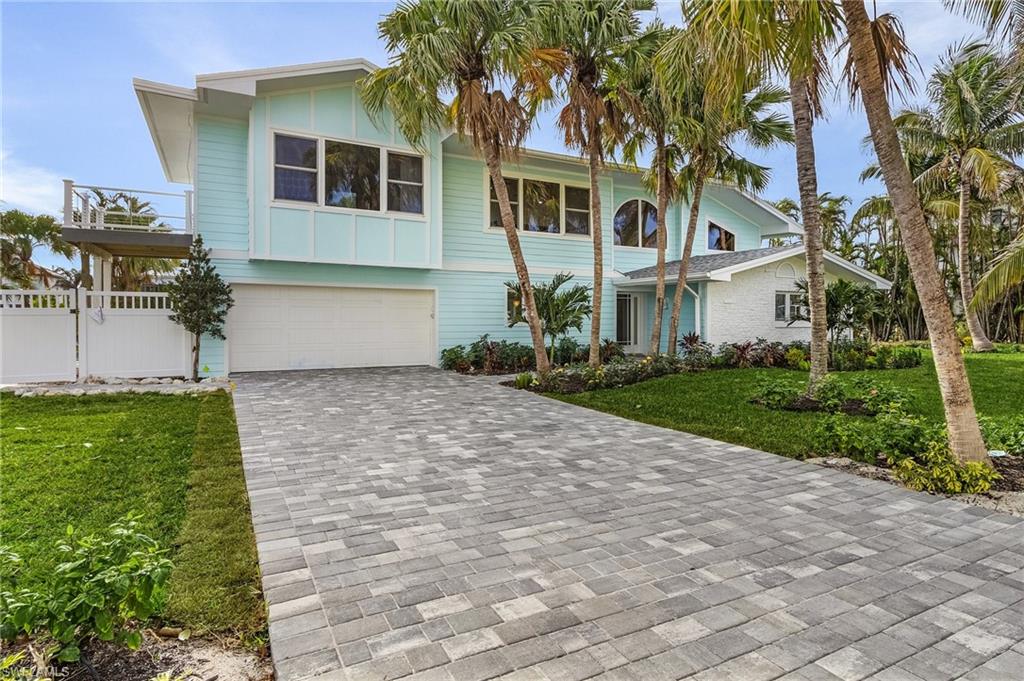 1543 San Carlos Bay DR Property Photo 1
