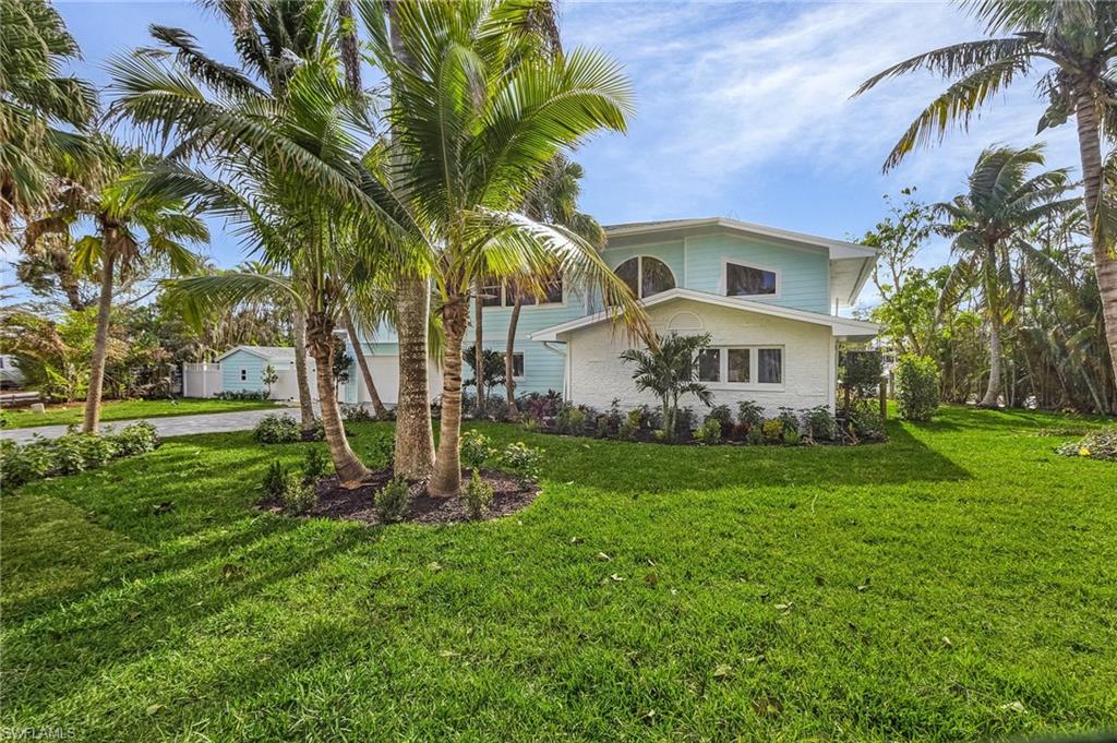 1543 San Carlos Bay Dr Property Photo 2