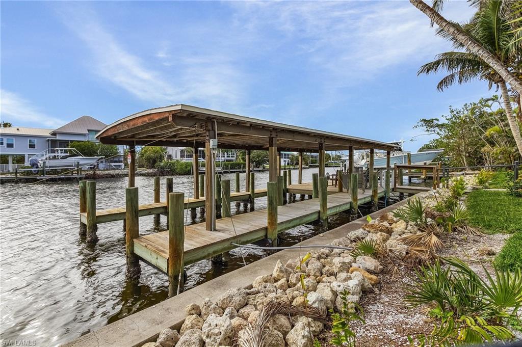 1543 San Carlos Bay Dr Property Photo 28