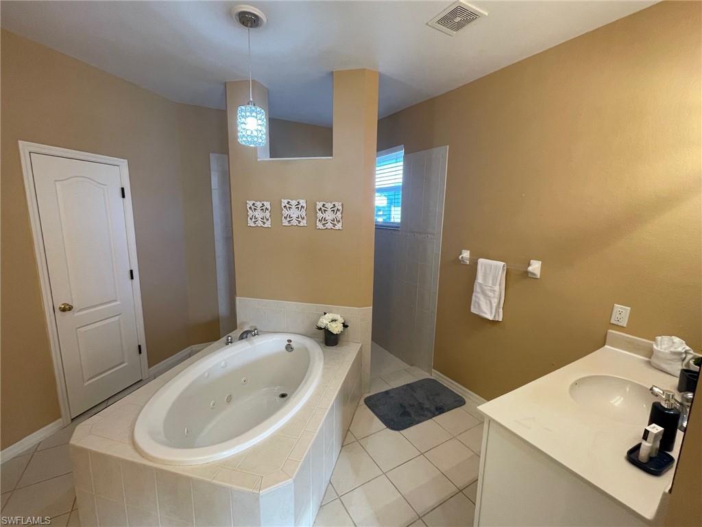 2409 Sw 17th Pl Property Photo 17