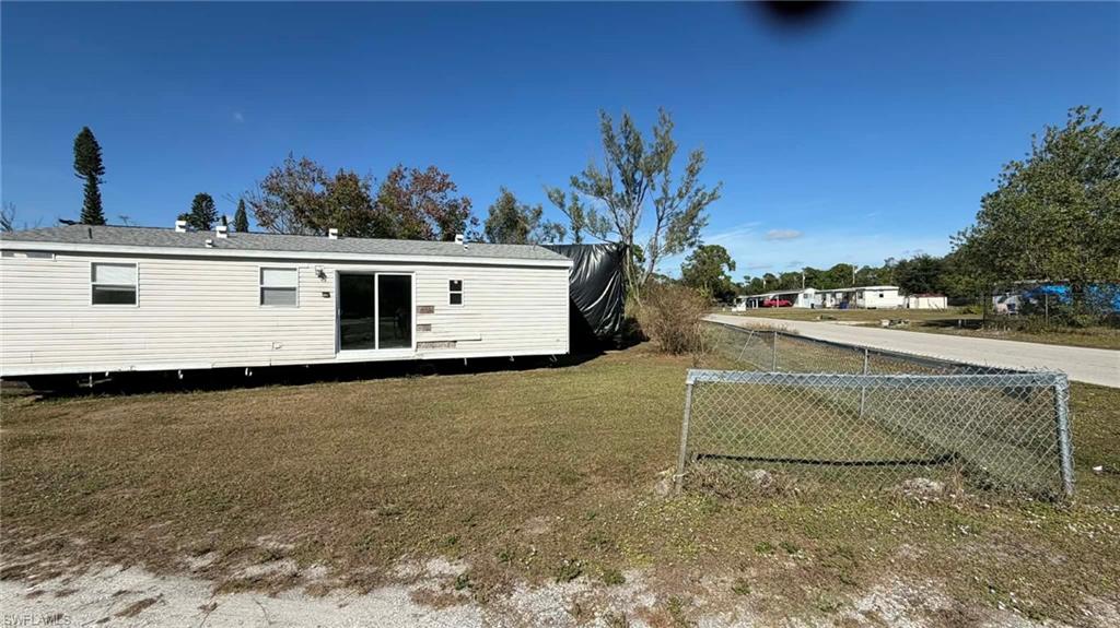8066 Tolles Dr Property Photo 2