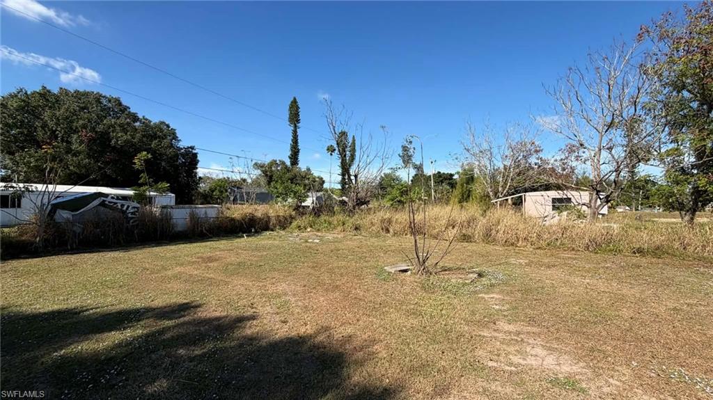 8066 Tolles Dr Property Photo 5