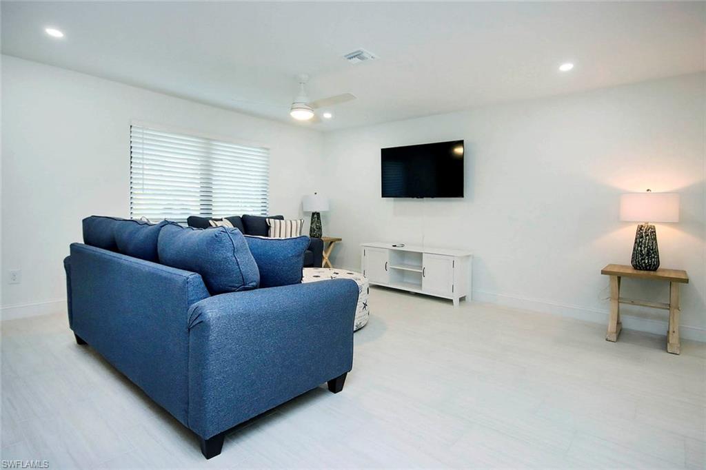5117 Sea Bell Rd A102 Property Photo 8