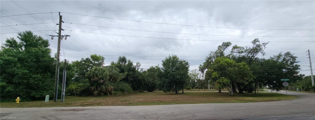3131 E Riverside Dr Property Photo 18