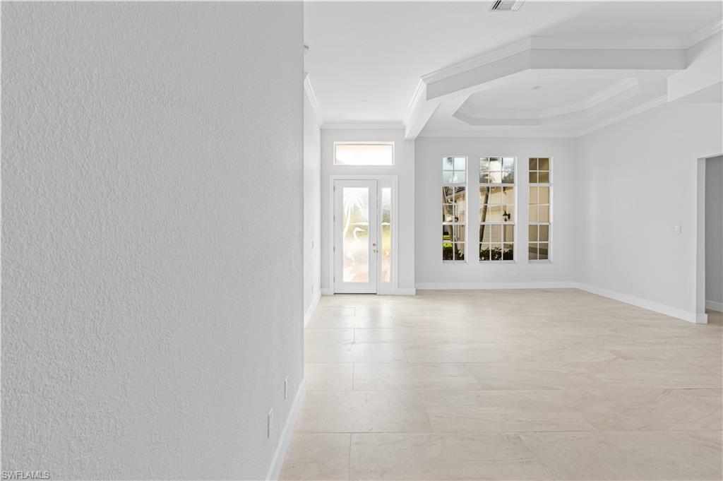 11105 Sea Tropic Ln Property Photo 7