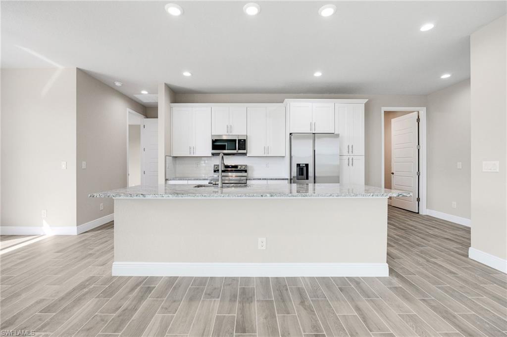 1346 Radio Loop Property Photo 9
