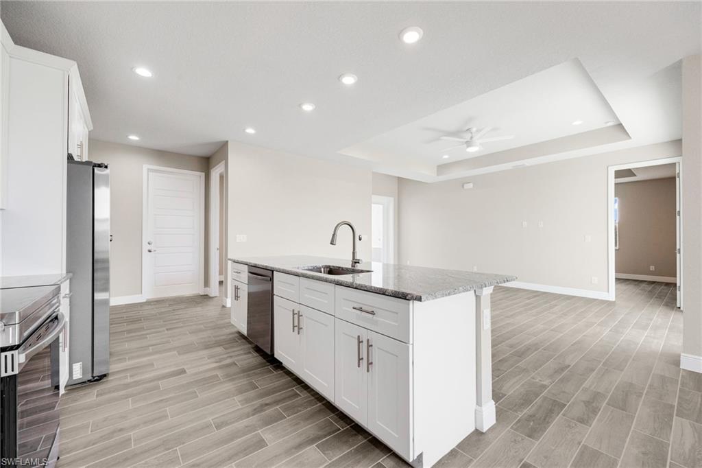 1346 Radio Loop Property Photo 12