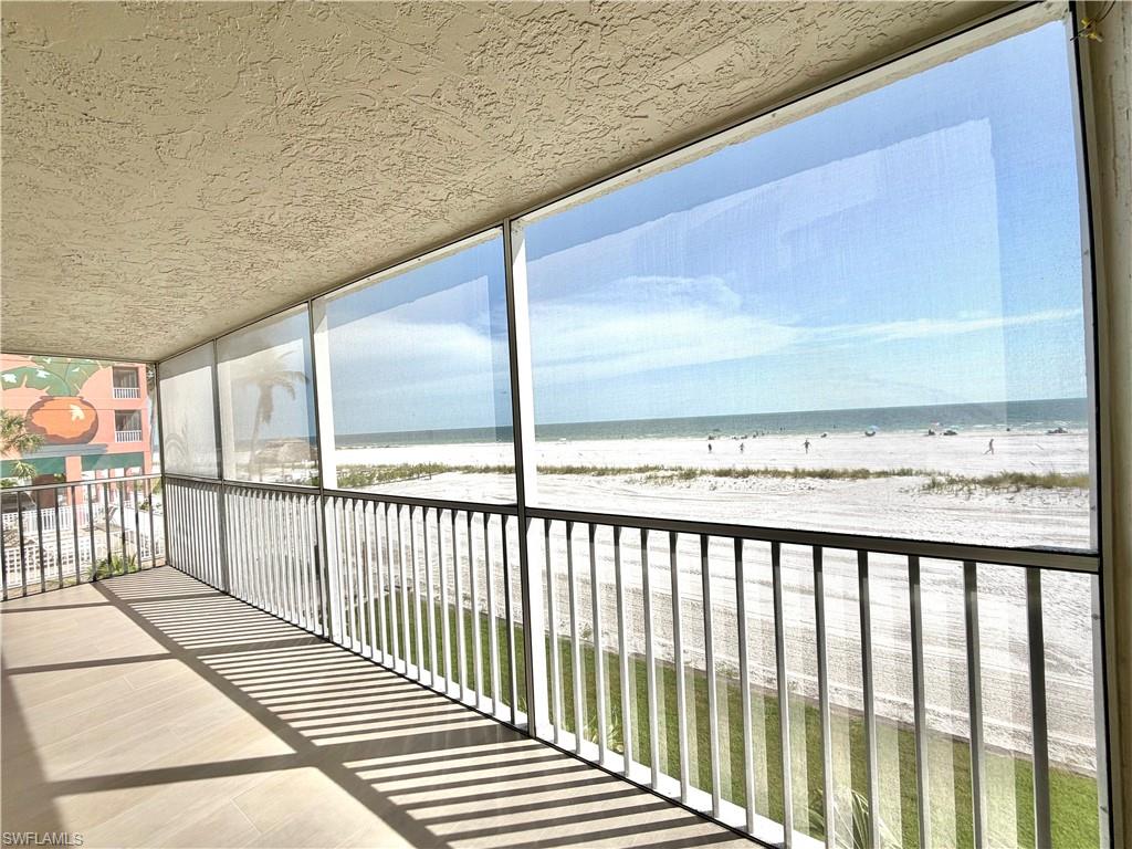 500 Estero BLVD 195 Property Photo 1