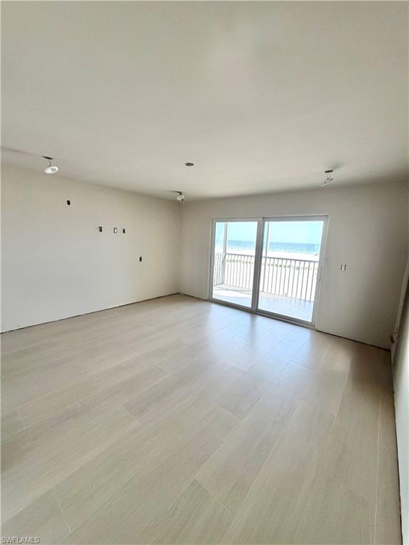 500 Estero Blvd 195 Property Photo 14