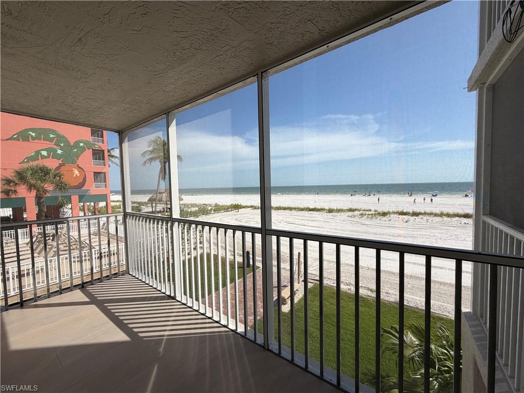 500 Estero Blvd 195 Property Photo 16