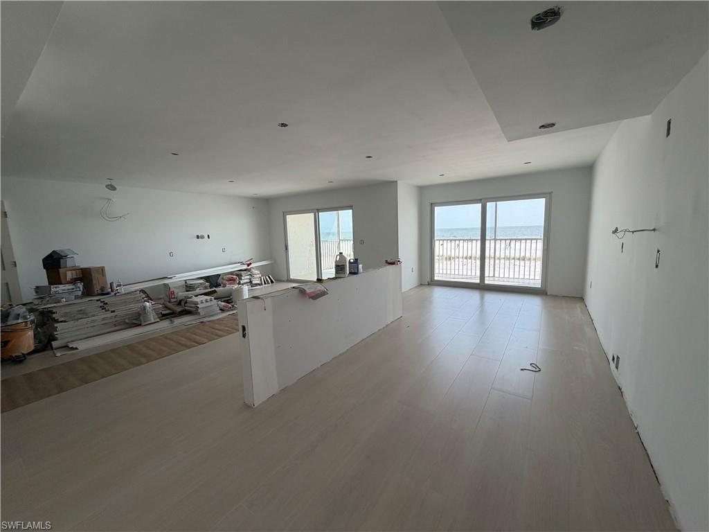 500 Estero Blvd 195 Property Photo 18