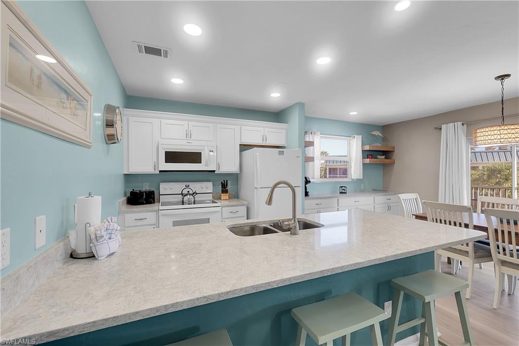 827 E Gulf Dr K8 Property Photo 14