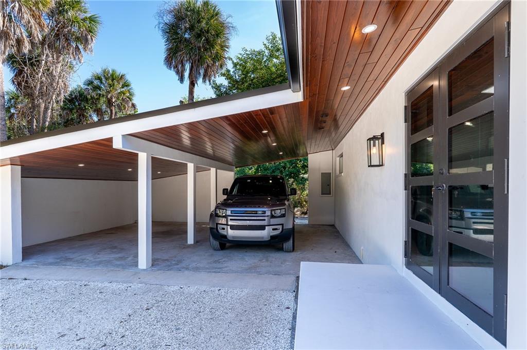 5801 Sanibel Captiva Rd Property Photo 15