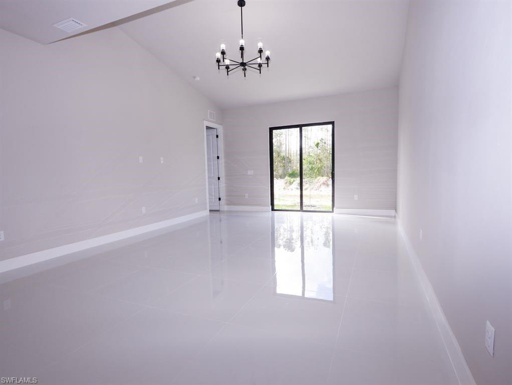 219 Greenbriar Blvd Property Photo 15