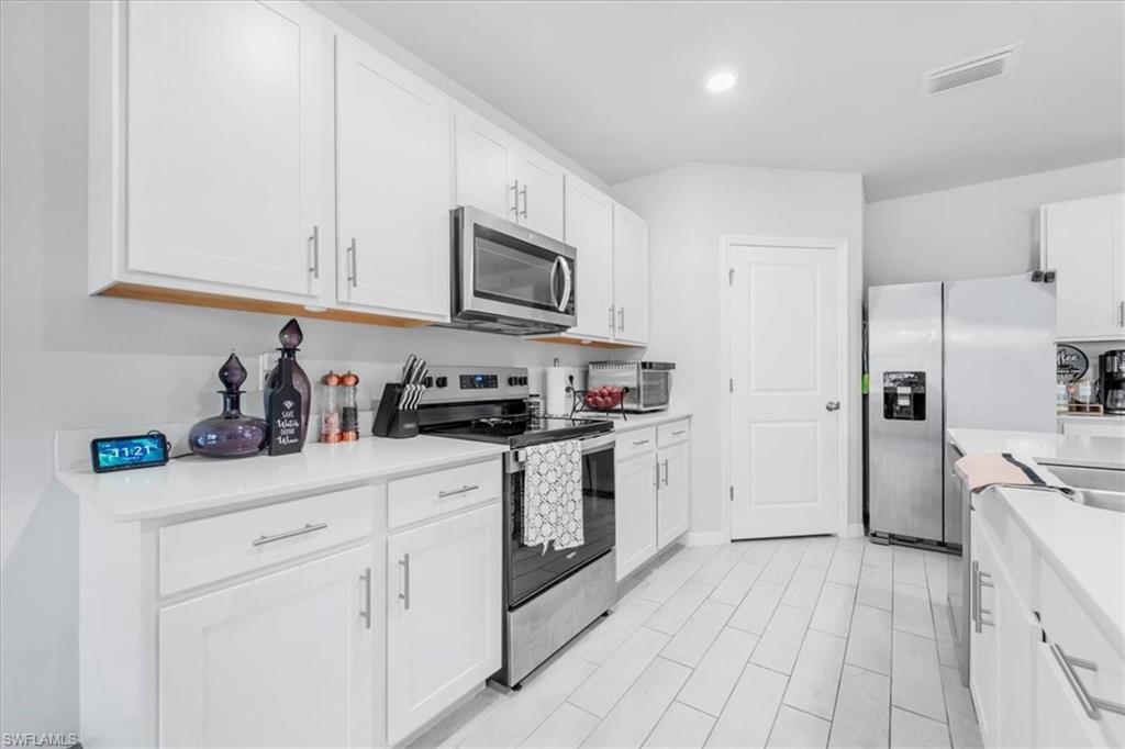 1216 Nw 21st Pl Property Photo 42