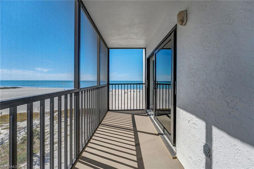 6612 Estero Blvd # 703 Property Photo 30
