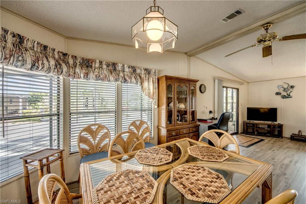 4939 Mullette Ln Property Photo 11