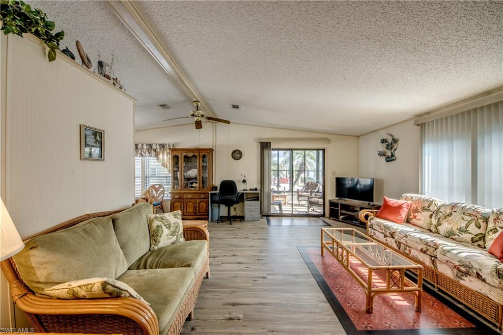 4939 Mullette Ln Property Photo 17