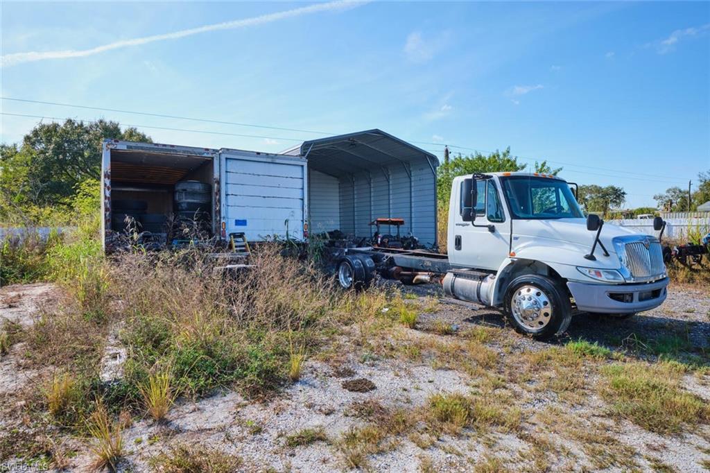 319 N Industrial Loop Property Photo 18
