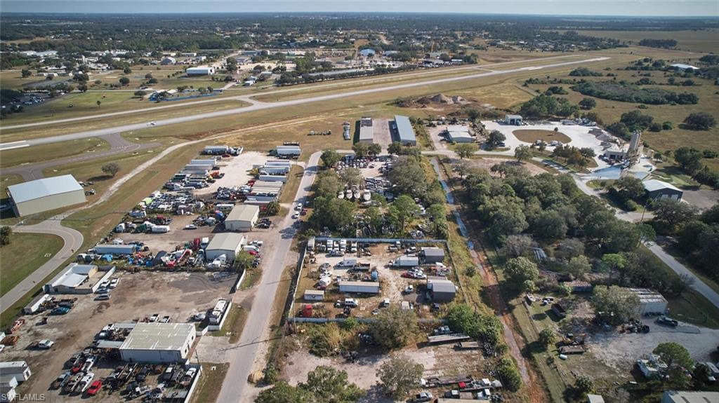 319 N Industrial Loop Property Photo 19