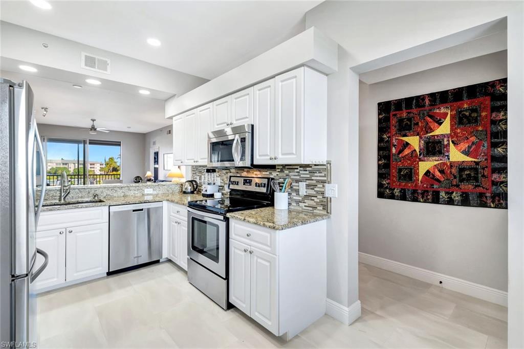 16595 Lake Circle Dr 234 Property Photo 16