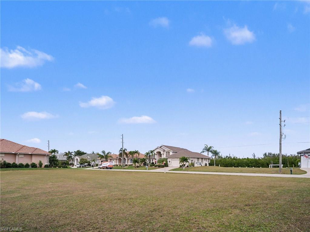 1247 Pine Siskin Dr Property Photo 10