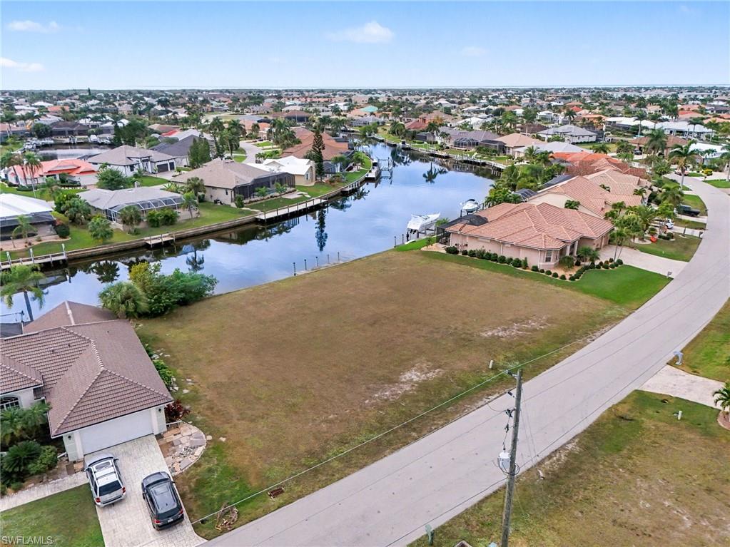 1247 Pine Siskin Dr Property Photo 12
