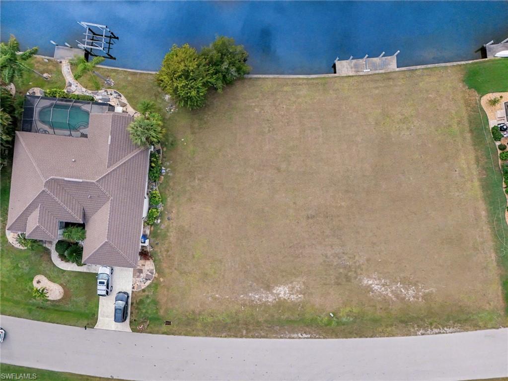 1247 Pine Siskin Dr Property Photo 16