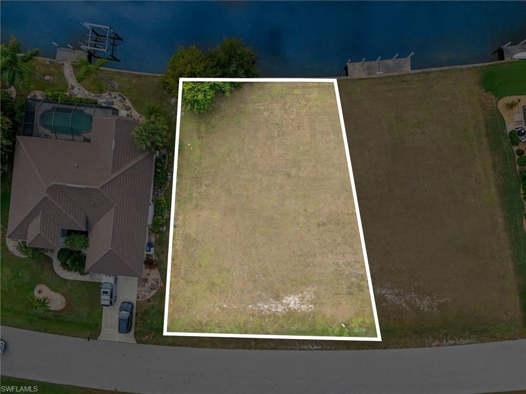 1247 Pine Siskin Dr Property Photo 18