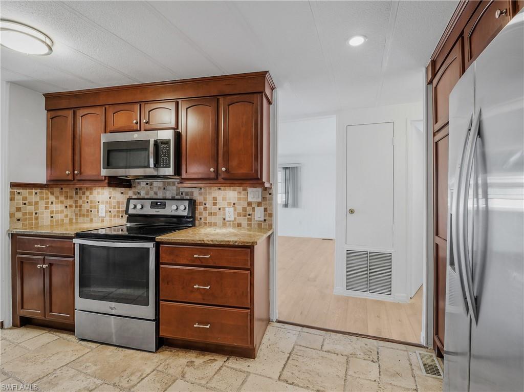 14518 Battery Bend Property Photo 14
