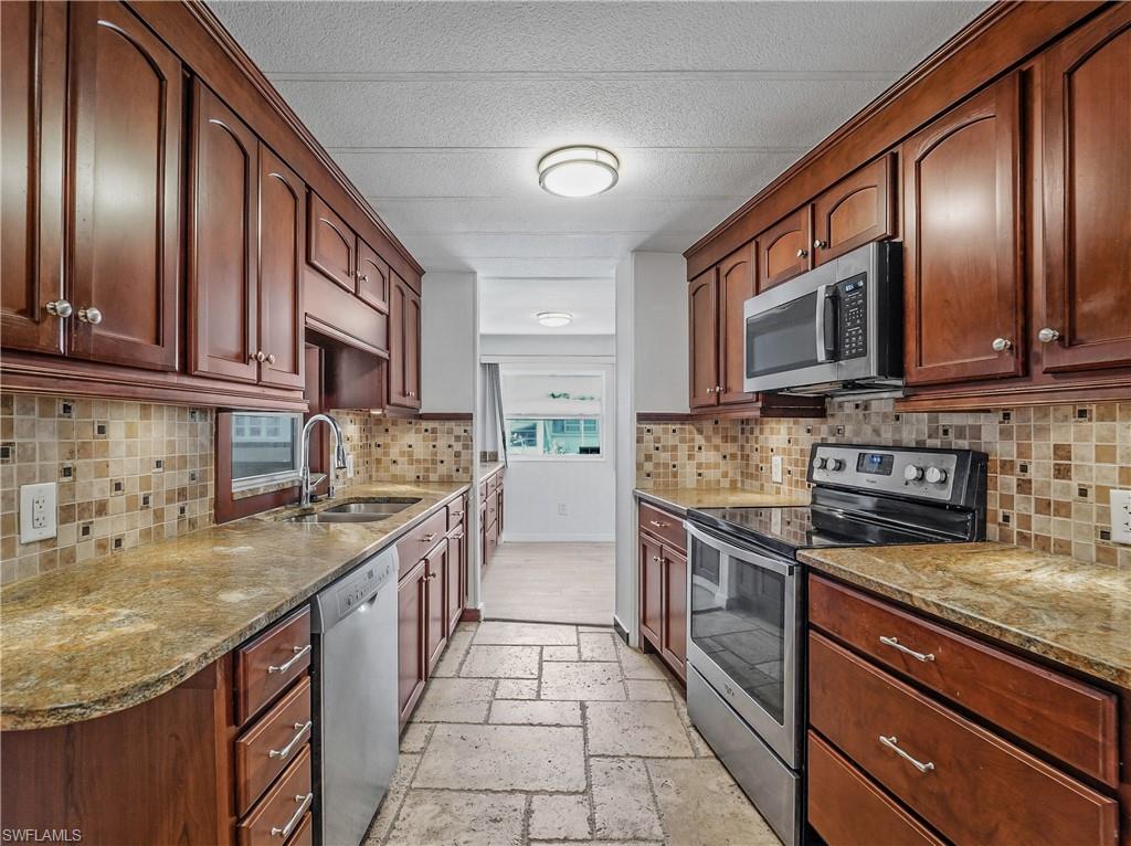14518 Battery Bend Property Photo 17