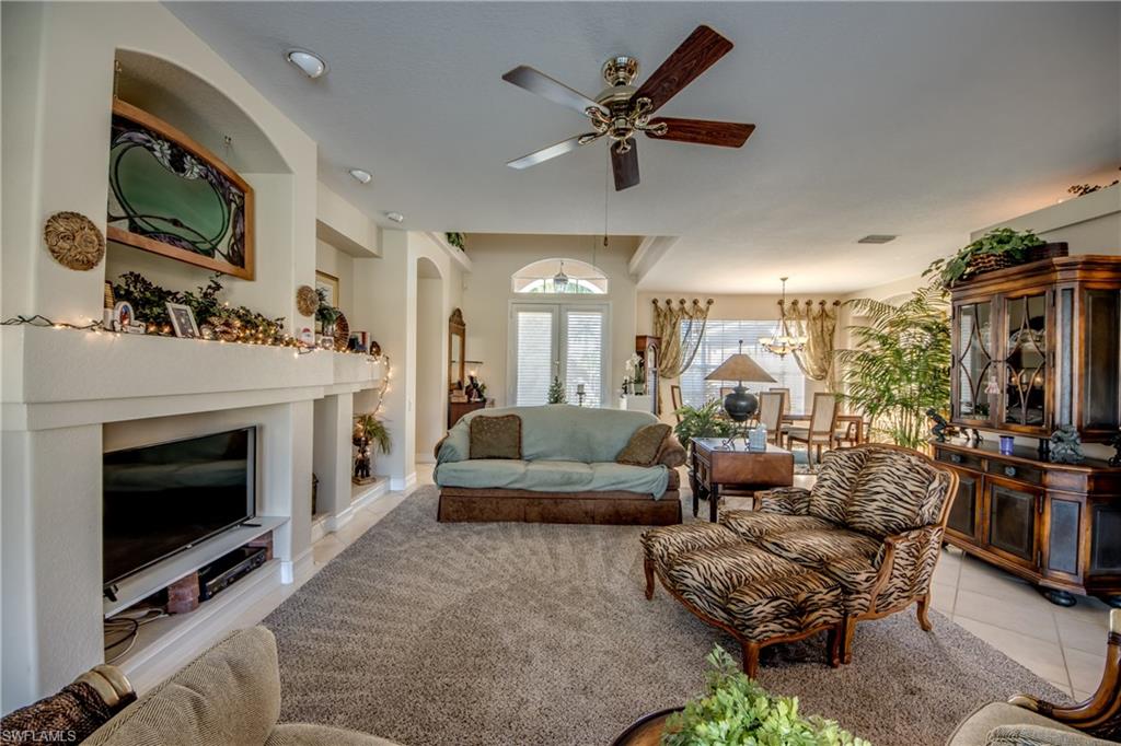 5605 Merlyn Ln Property Photo 11