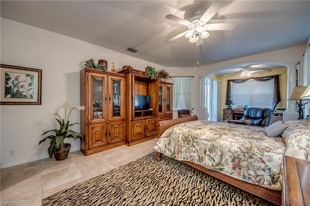 5605 Merlyn Ln Property Photo 24