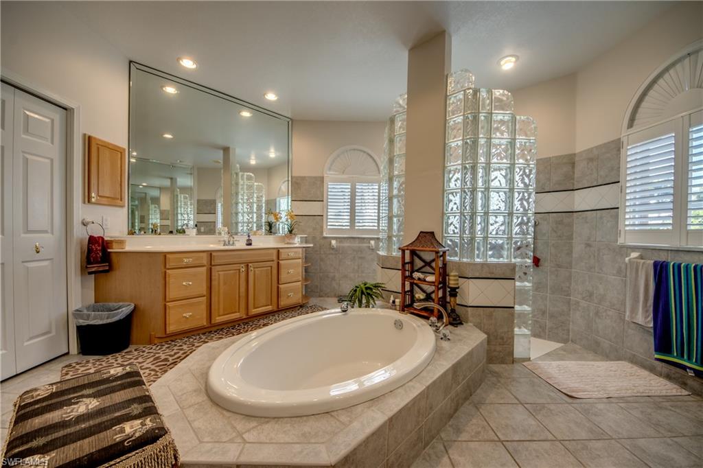 5605 Merlyn Ln Property Photo 28