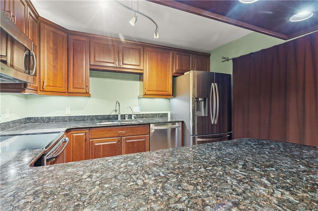 1702 Park Meadows Dr 1 Property Photo 12