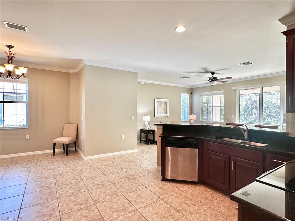 10726 Cetrella Dr Property Photo 20