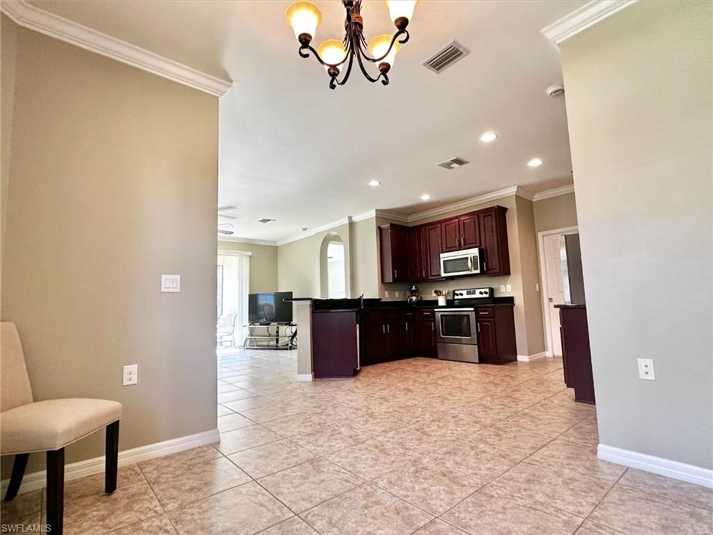 10726 Cetrella Dr Property Photo 21