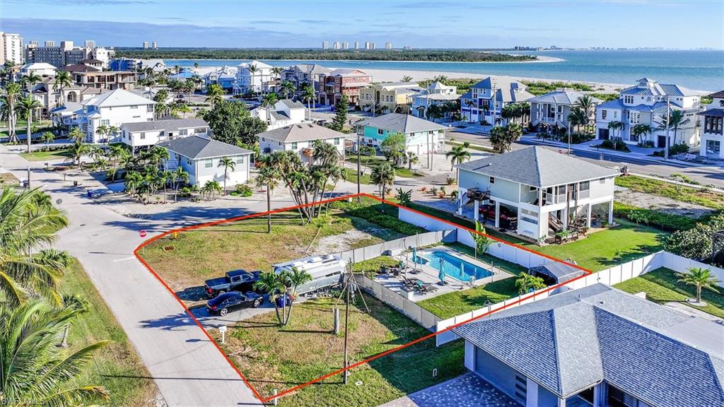 7950 Buccaneer Dr Property Photo 4