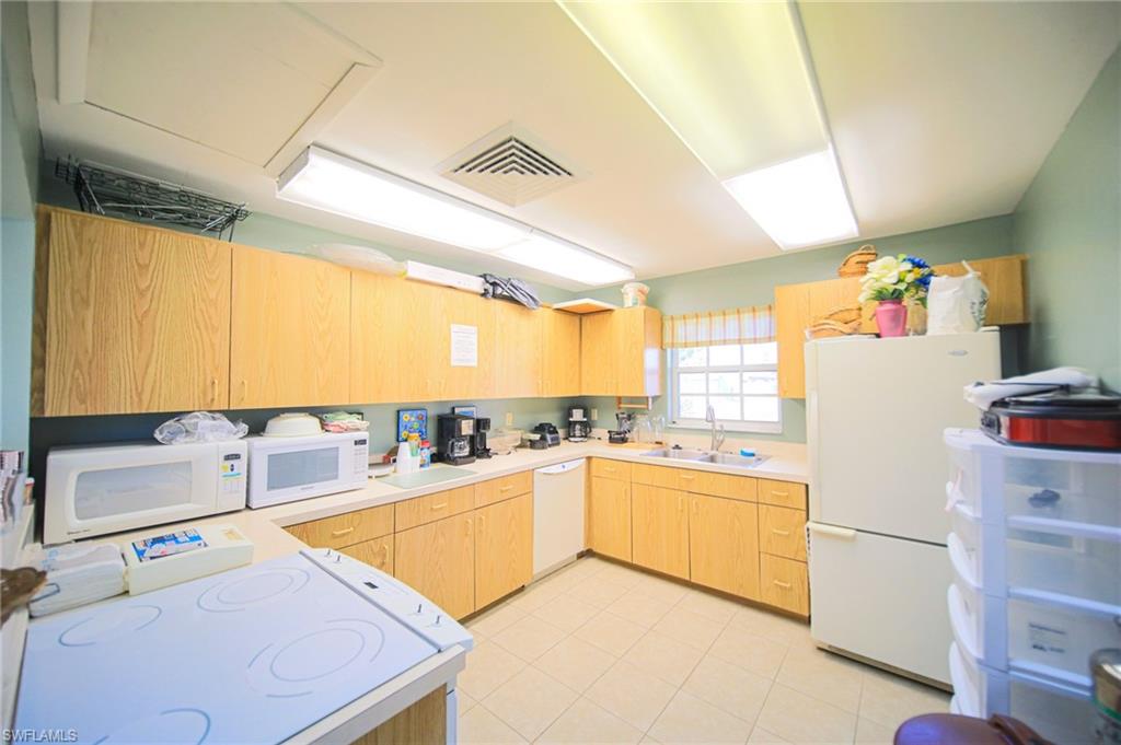 5959 Winkler Rd 206 Property Photo 27