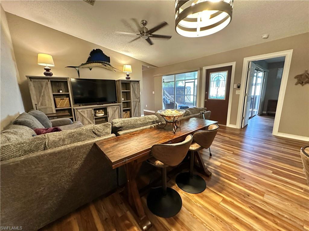 15427 Crystal Lake Dr Property Photo 8