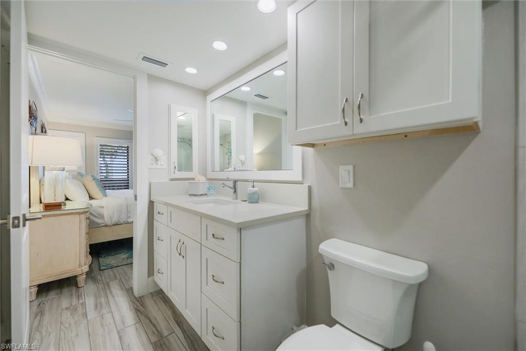 1403 Beach Cottages Property Photo 27
