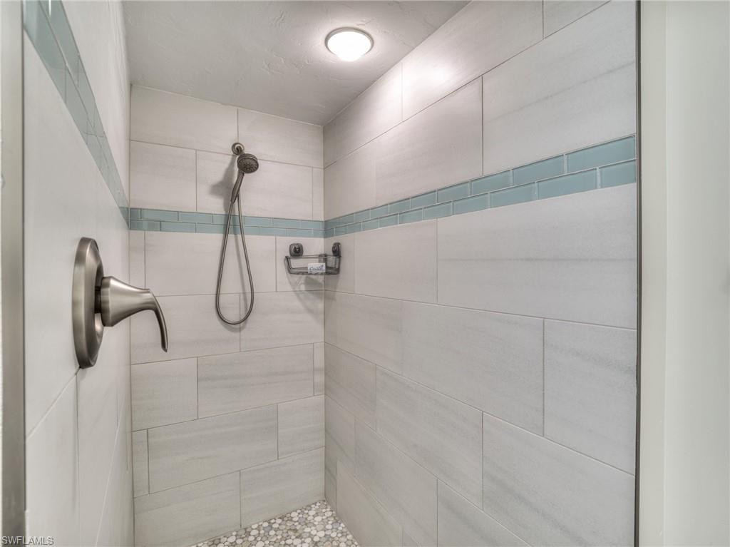 11510 Murmond Ln Property Photo 17