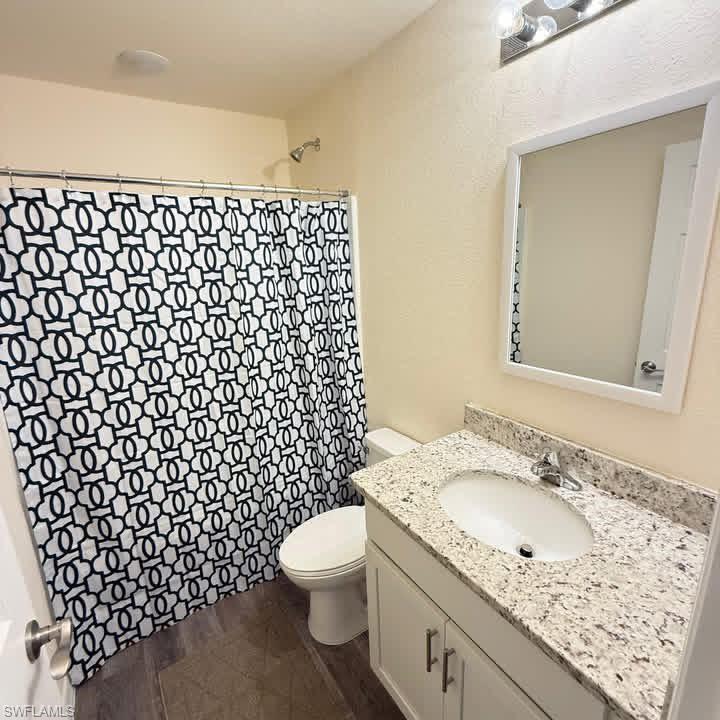 575 Oakshire Ln Property Photo 6