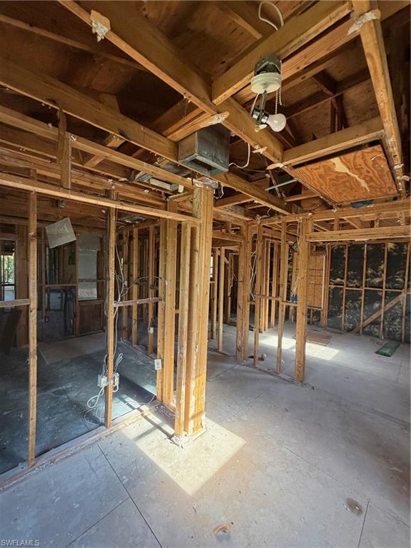 13761 Sophomore Ln Property Photo 4