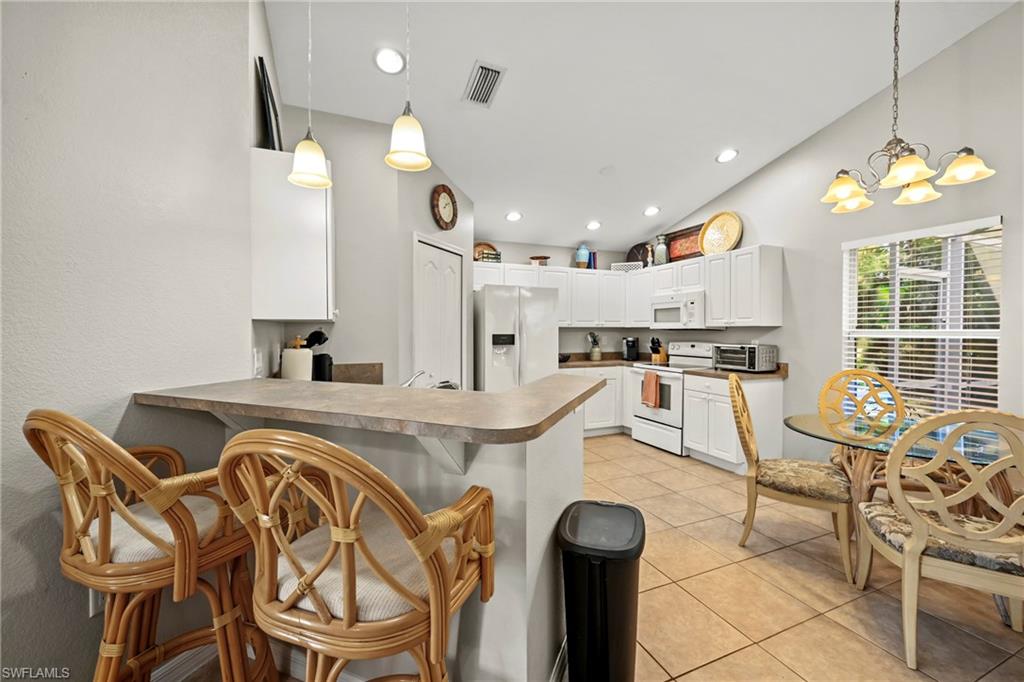 1831 Se Van Loon Ter Property Photo 10